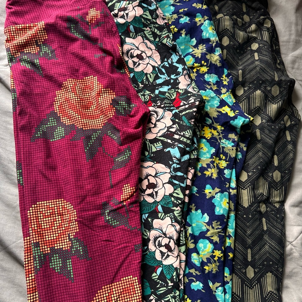 LuLaRoe Patterned Leggings Set